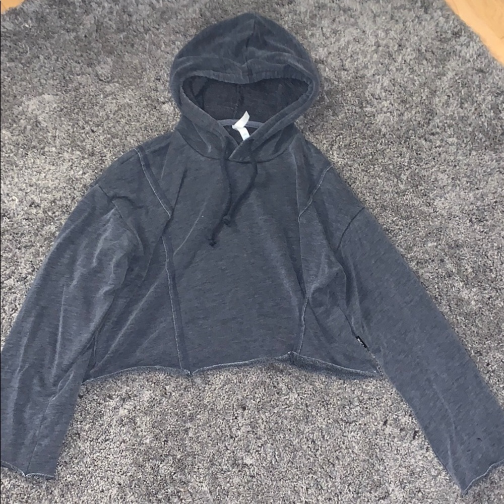 RVCA Cropped grey hoodie